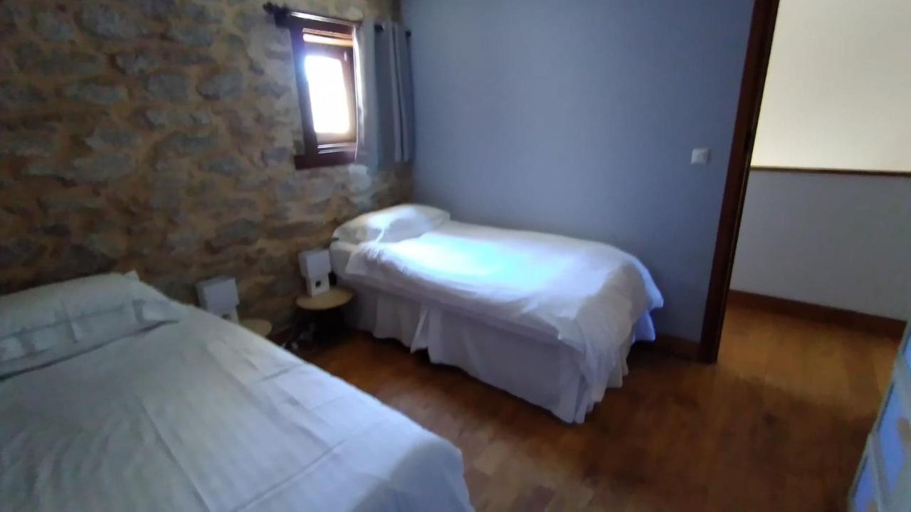Character 2 Bed Cottage Within Walking Distance Of Bar/Restaurants Piégut-Pluviers Eksteriør bilde