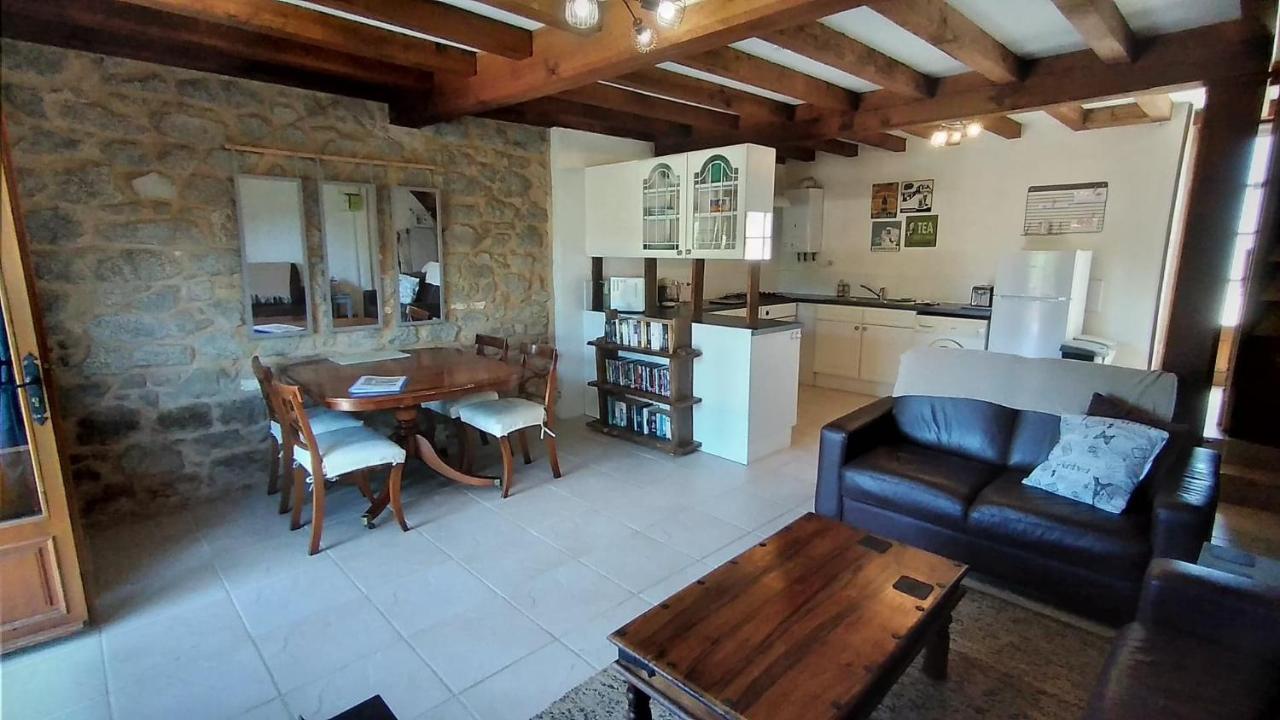 Character 2 Bed Cottage Within Walking Distance Of Bar/Restaurants Piégut-Pluviers Eksteriør bilde