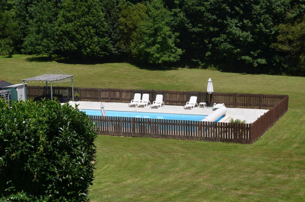 Character 2 Bed Cottage Within Walking Distance Of Bar/Restaurants Piégut-Pluviers Eksteriør bilde