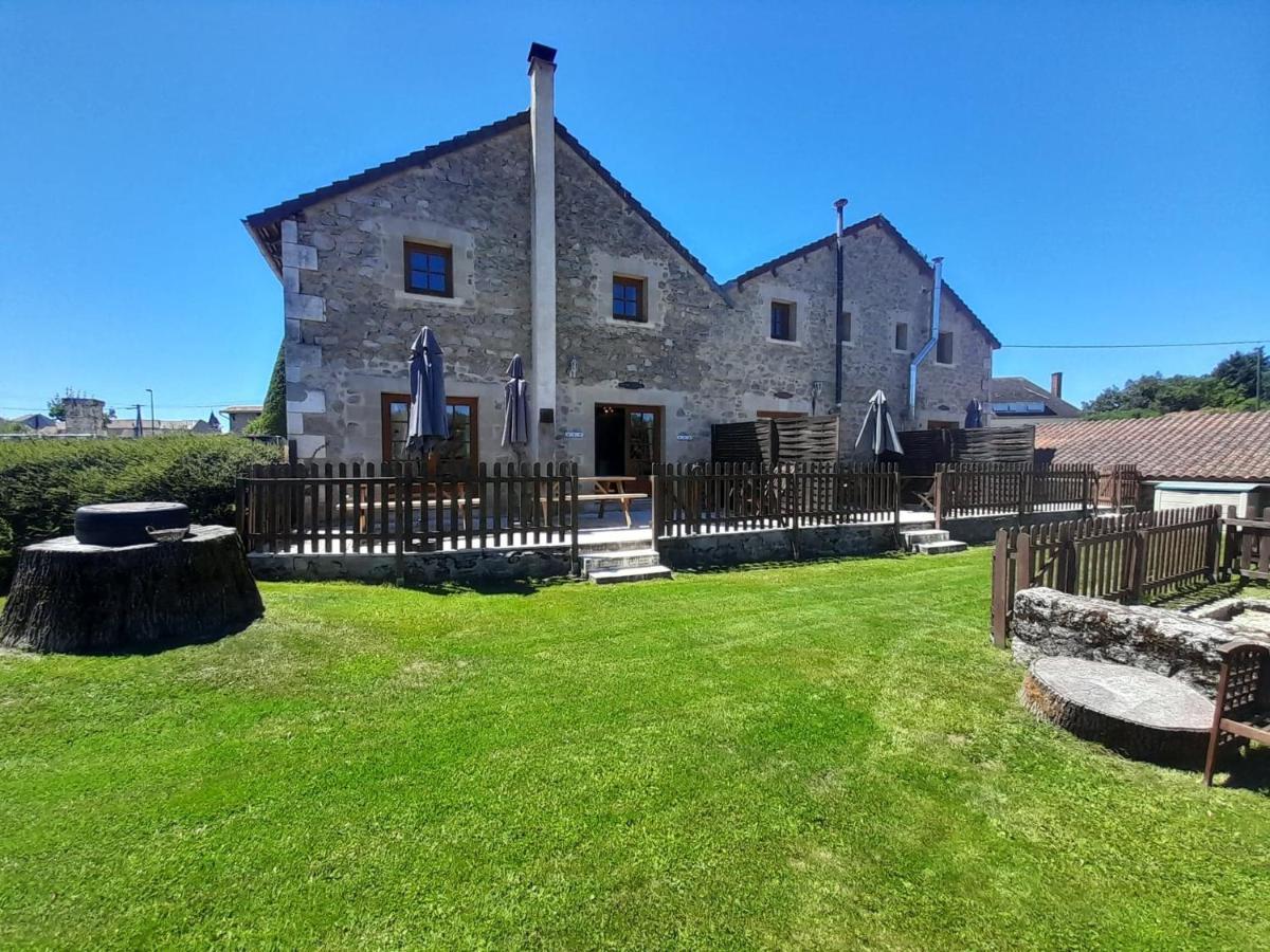 Character 2 Bed Cottage Within Walking Distance Of Bar/Restaurants Piégut-Pluviers Eksteriør bilde